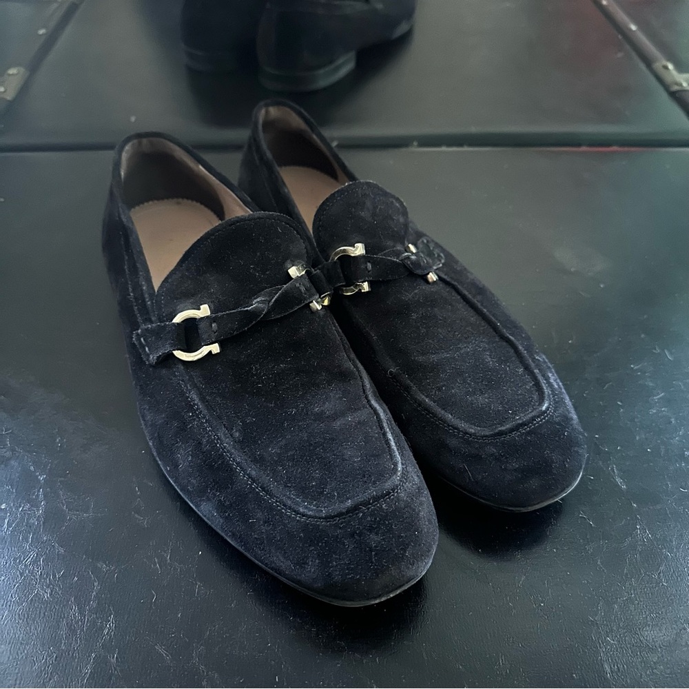 FERRAGAMO Black Suede Loafers